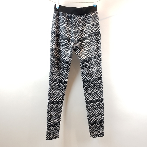 2/$18 Joe Benbasset Print Leggings - Picture 2 of 5